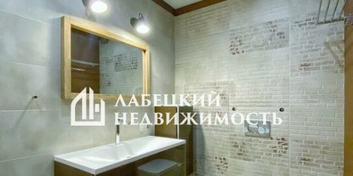 4-комн квартира ул Академика Виноградова,  д. 1