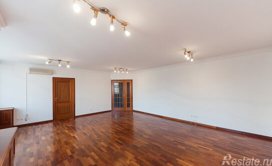 Продажа 4-комн квартиры на вторичном рынке Цветной бульвар,  д. 16/1