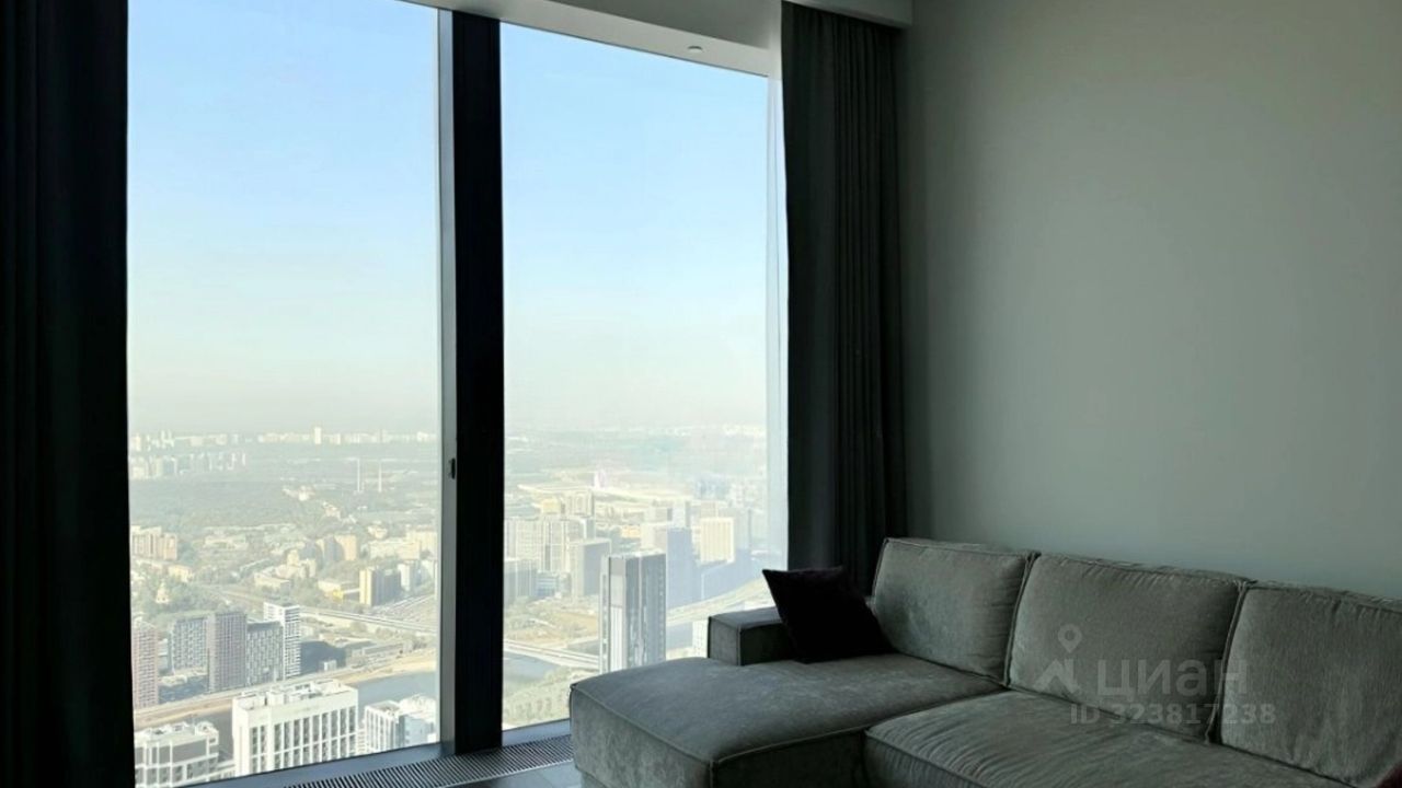 Продажа 2-комн квартиры на вторичном рынке 1-й Красногвардейский проезд, 22с1