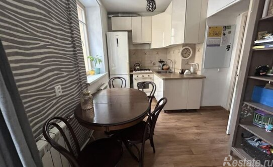 Продажа 1-комн квартиры на вторичном рынке Красноармейская 11-я ул,  д. 2Б