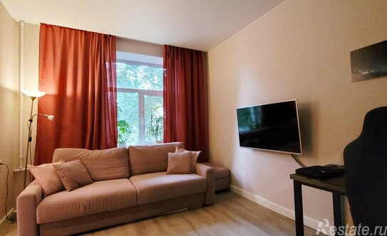 Продажа 3-комн квартиры на вторичном рынке ул Рентгена,  д. 15/31