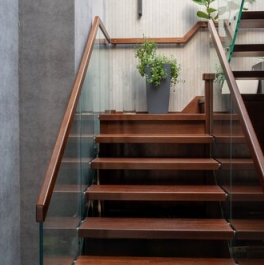 Продажа 5-комн квартиры на вторичном рынке Ждановская улица