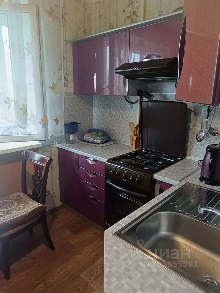 Продажа 1-комн квартиры на вторичном рынке Колпино, Заводской проспект, 48