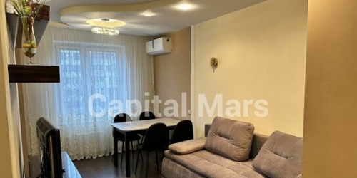 3-комн квартира улица Лескова,  д. 10А