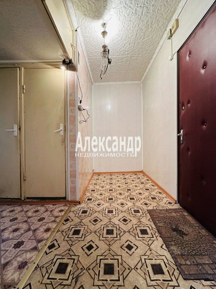 Продажа 1-комн квартиры на вторичном рынке пос. Романовка, 12