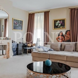 Продажа 5-комн квартиры на вторичном рынке ул Остоженка,  д. 7