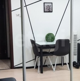 Продажа 2-комн квартиры на вторичном рынке Кузнецова пр-кт,  д. 12,  к. 2