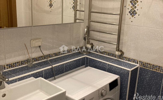 Продажа 2-комн квартиры на вторичном рынке Сторожевая улица,  д. 31