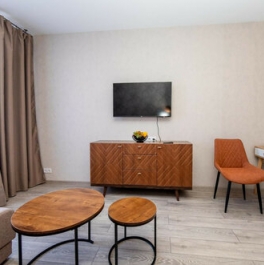 Продажа 2-комн квартиры на вторичном рынке Опалиха, улица Пришвина,  д. 7