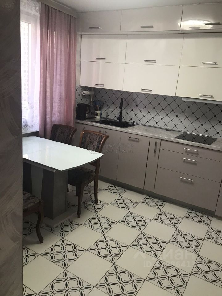 Продажа 3-комн квартиры на вторичном рынке Муравская улица, 42к1