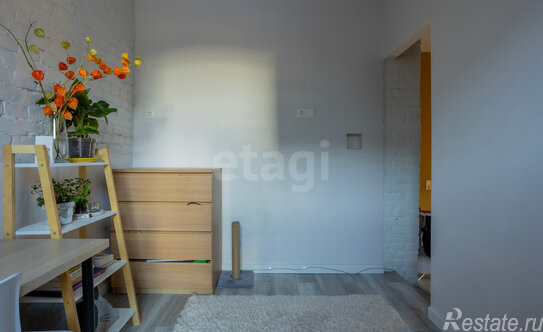 Продажа 2-комн квартиры на вторичном рынке Красноармейская 12-я ул,  д. 10