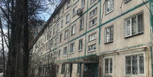 2-комн квартира Лобня, улица Чайковского,  д. 13