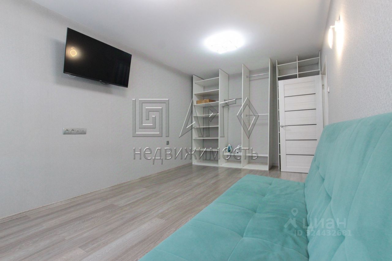 Продажа 1-комн квартиры на вторичном рынке улица Генерала Симоняка, 8к1