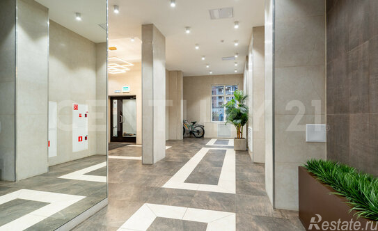 Продажа 1-комн квартиры на вторичном рынке Плесецкая ул,  д. 2 с1