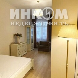 Аренда 1-комн квартиры на вторичном рынке Преображенская площадь,  д. 4