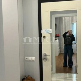 Продажа 1-комн квартиры на вторичном рынке Ленинградский пр-кт,  д. 29 к1