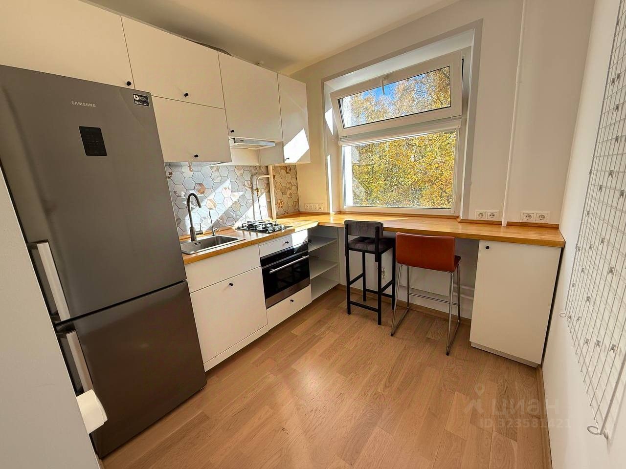 Продажа 2-комн квартиры на вторичном рынке Зеленоградская улица, 33К3