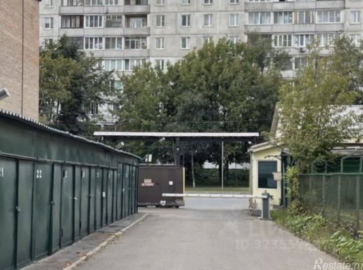 Аренда гаража ул Смольная,  д. 46