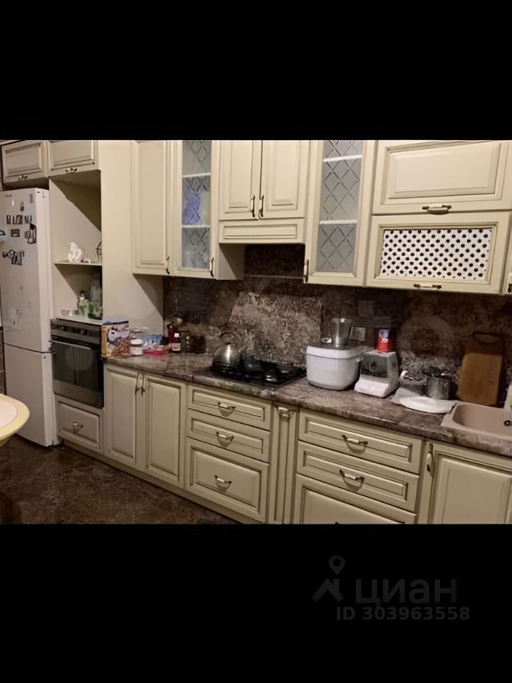 Продажа 3-комн квартиры на вторичном рынке Щелково-3 мкр, улица Ленина,  д. 1