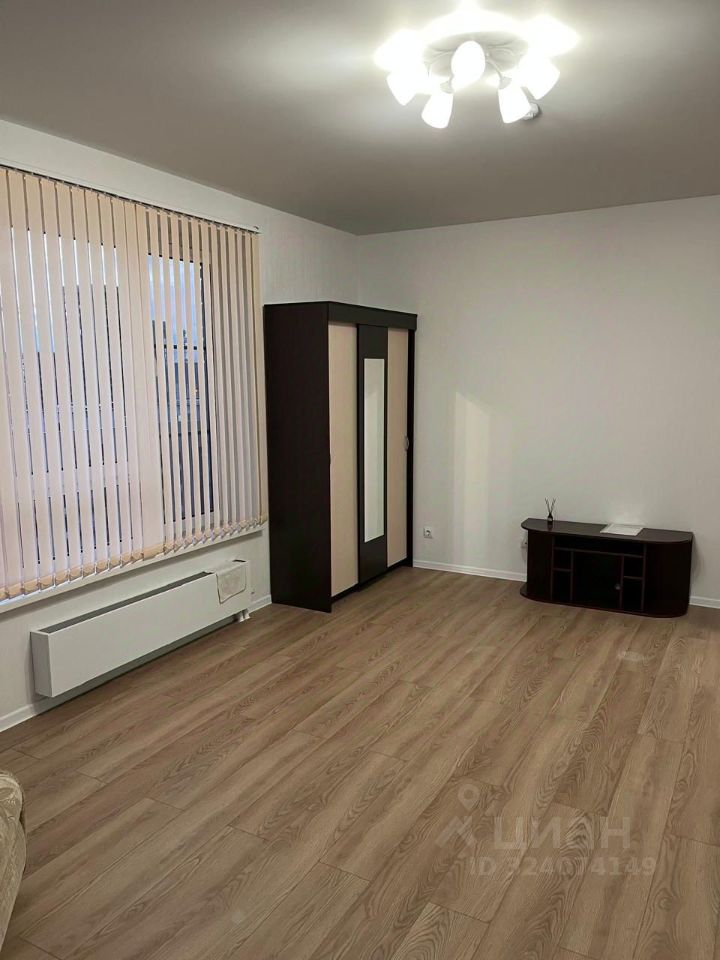 Аренда 2-комн квартиры на вторичном рынке Очаковское шоссе, 7