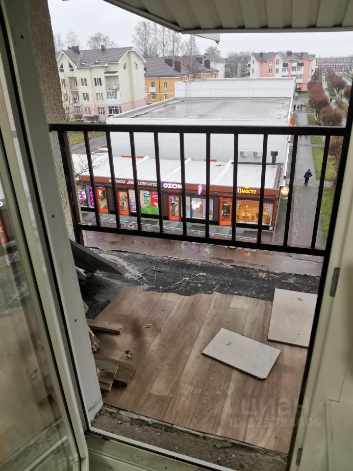 Продажа 2-комн квартиры на вторичном рынке Дубровка пгт, улица Советская, 7к2