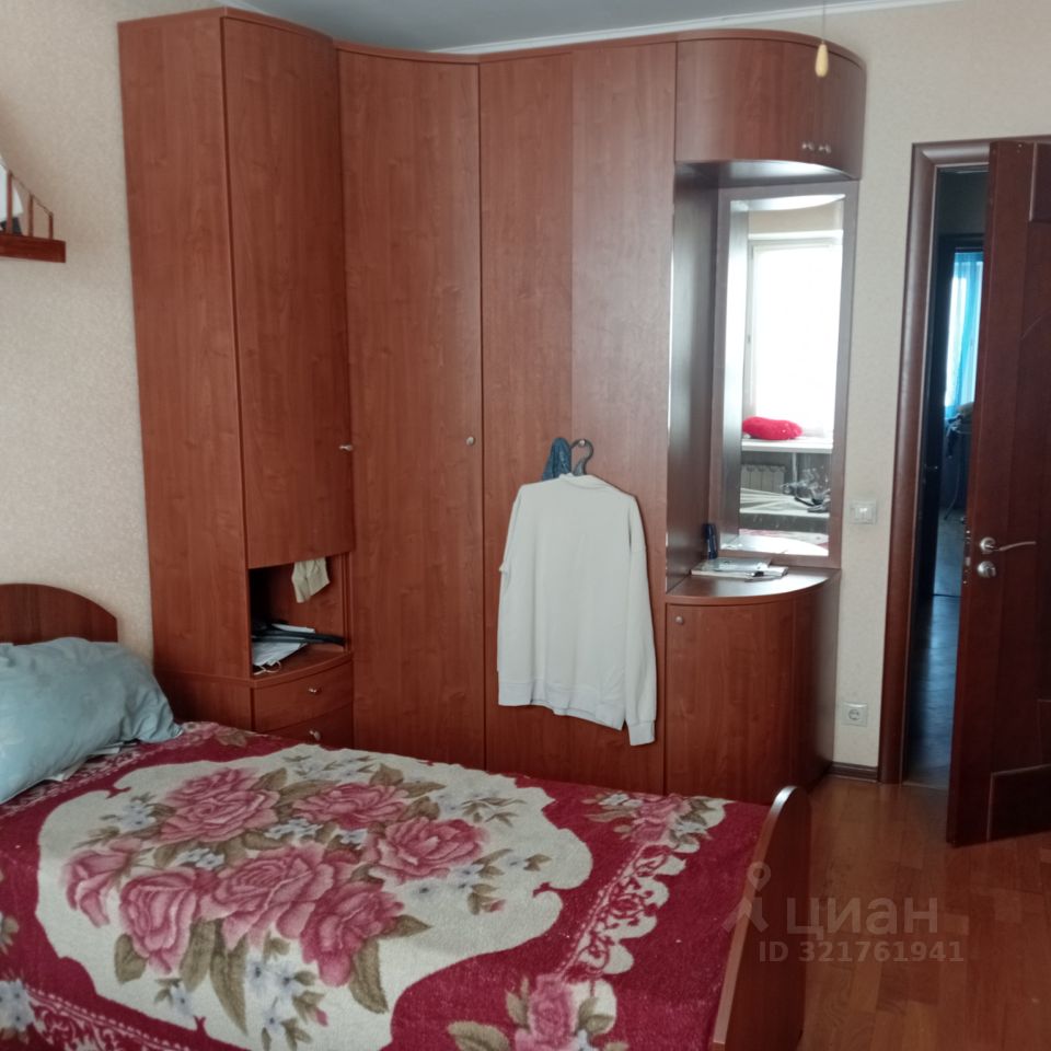 Продажа 3-комн квартиры на вторичном рынке Чехов, Московская улица, 98