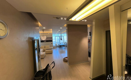 Продажа 5-комн квартиры на вторичном рынке Мосфильмовская улица,  д. 70 к2