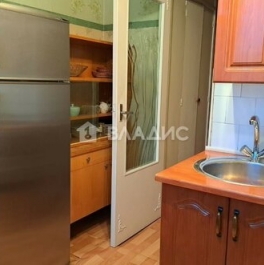 Продажа 3-комн квартиры на вторичном рынке проспект Наставников,  д. 28 к2