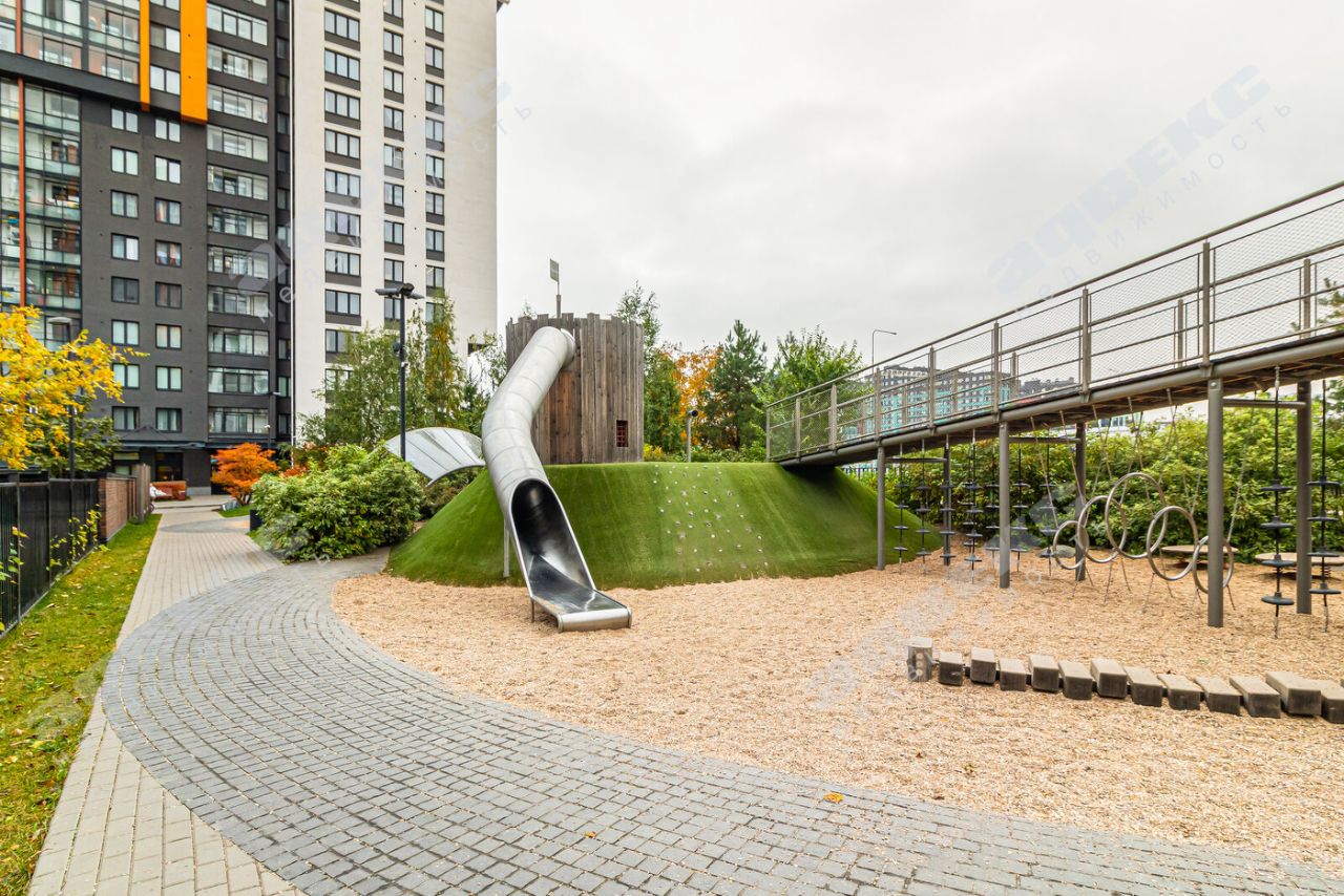 Продажа 3-комн квартиры на вторичном рынке улица Плесецкая, 21