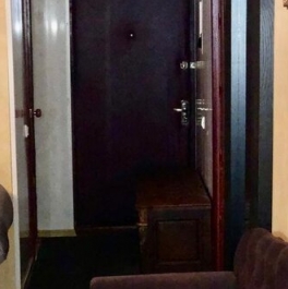 Продажа 2-комн квартиры на вторичном рынке улица Климашкина,  д. 20