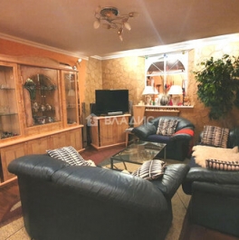 Продажа 5-комн квартиры на вторичном рынке Жуковский, ул Грищенко,  д. 4