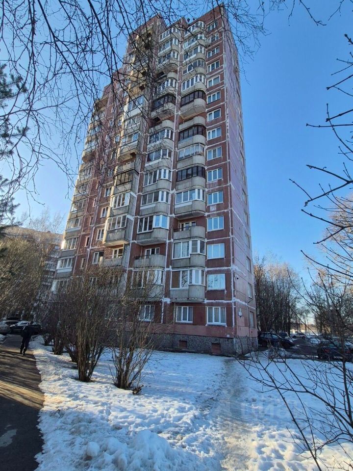 Продажа 3-комн квартиры на вторичном рынке улица Академика Байкова, 13к1