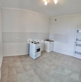 Продажа 3-комн квартиры на вторичном рынке ул Гарибальди,  д. 17,  к. 1