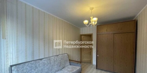 2-комн квартира Долгоозёрная улица,  д. 1