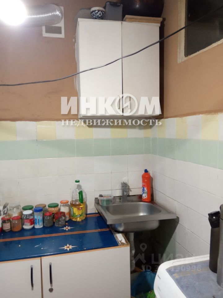 Продажа 2-комн квартиры на вторичном рынке Климовск мкр, улица Мичурина,  д. 8