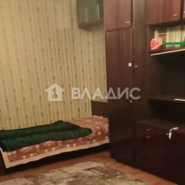 Продажа 2-комн квартиры на вторичном рынке Саянская улица,  д. 10