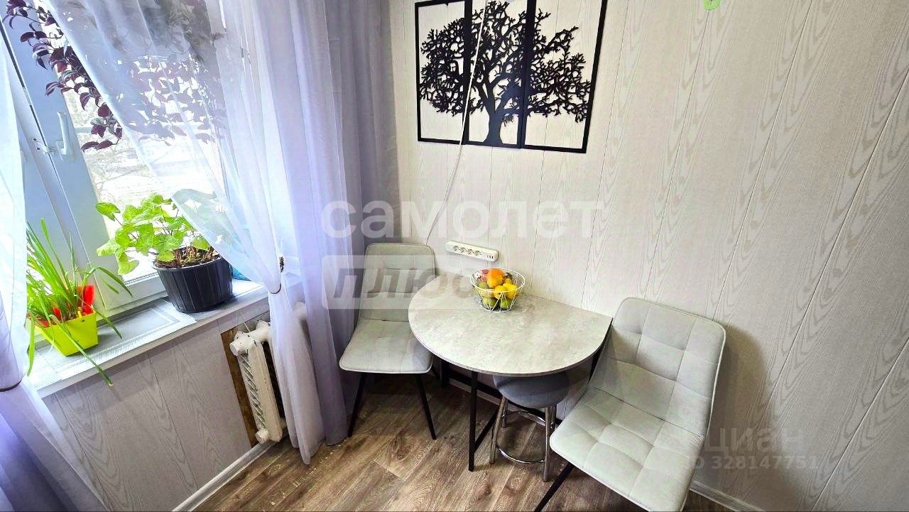Продажа 2-комн квартиры на вторичном рынке 2-й мкр,  д. 29