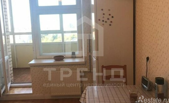 Продажа 2-комн квартиры на вторичном рынке улица Бадаева,  д. 14 к1