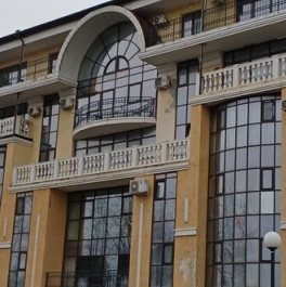 Продажа 3-комн квартиры на вторичном рынке Грибки, ул Адмиральская,  д. 6,  к. 1