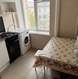 Продажа 3-комн квартиры на вторичном рынке Кожуховская 5-я ул,  д. 22,  к. 1