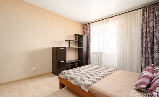 Продажа 1-комн квартиры на вторичном рынке Парашютная улица,  д. 58