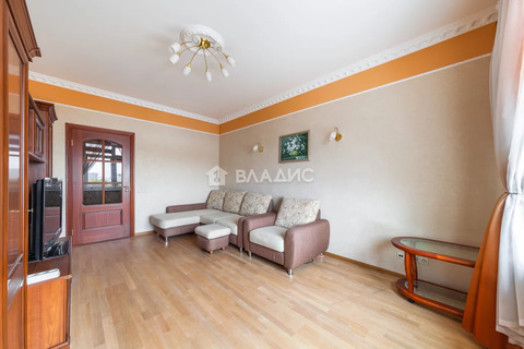 Продажа 1-комн квартиры на вторичном рынке ул. Дибуновская,  д. 50