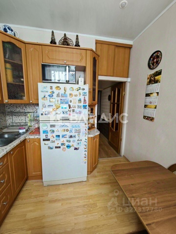 Продажа 2-комн квартиры на вторичном рынке Мартеновская улица, 7