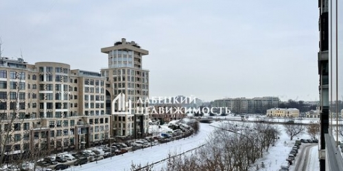 2-комн квартира ул Профессора Попова,  д. 44