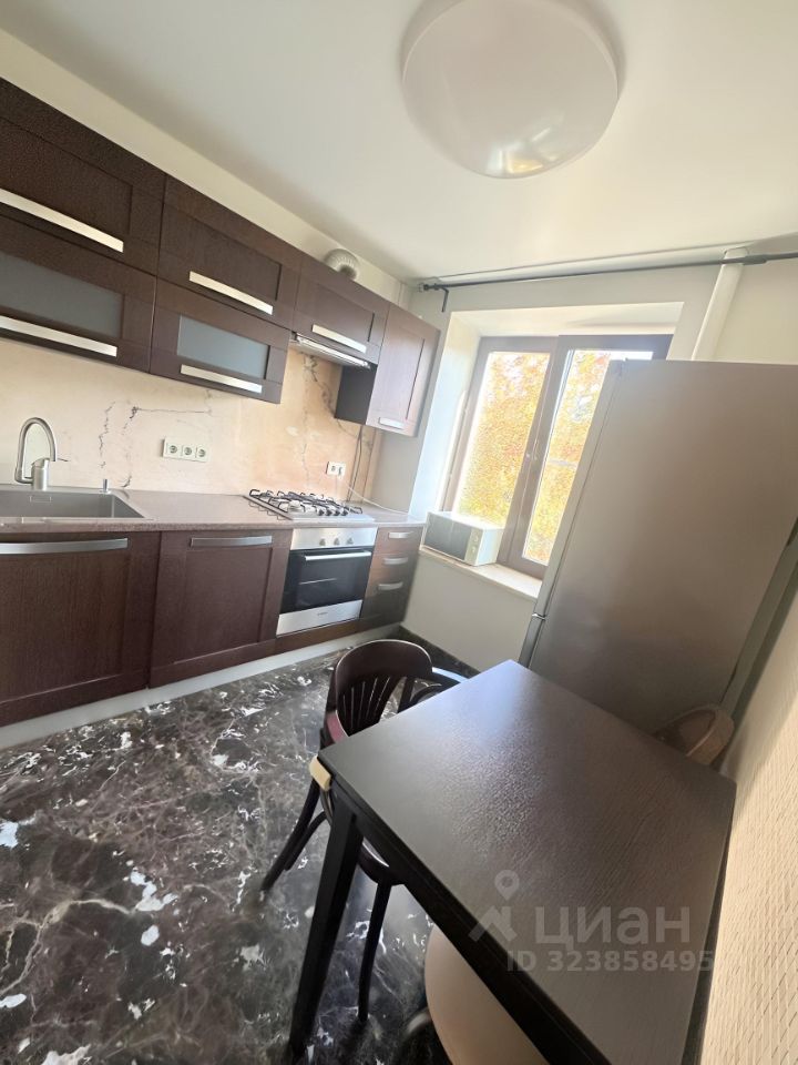 Продажа 2-комн квартиры на вторичном рынке Оболенский переулок, 3