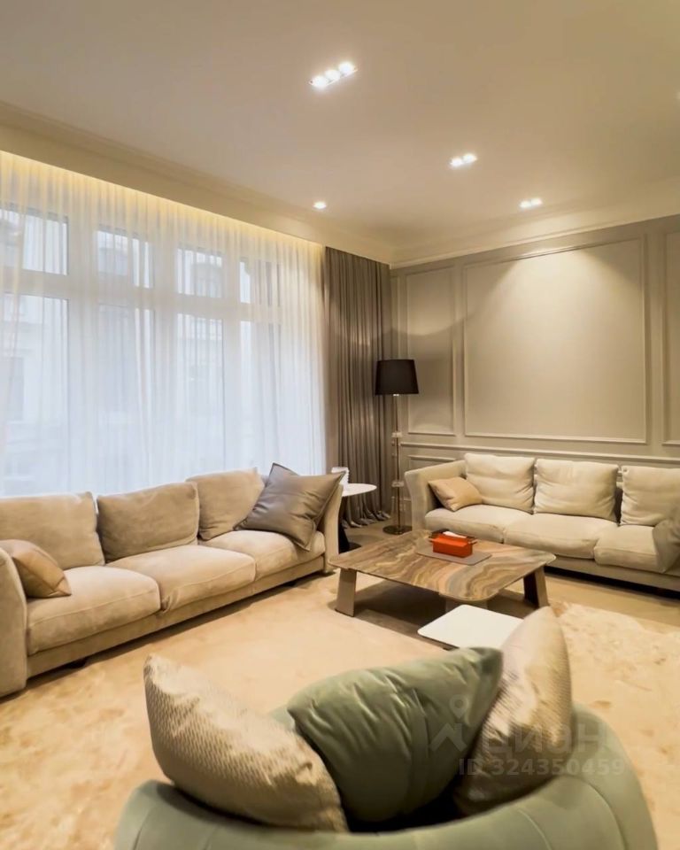 Продажа 3-комн квартиры на вторичном рынке Малая Бронная улица, 15Б