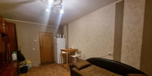 4-комн квартира Славы пр-кт,  д. 38