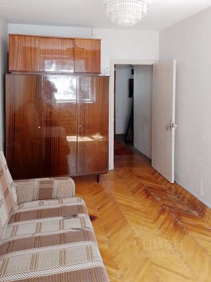 Продажа 2-комн квартиры на вторичном рынке Королев, проспект Космонавтов, 8В