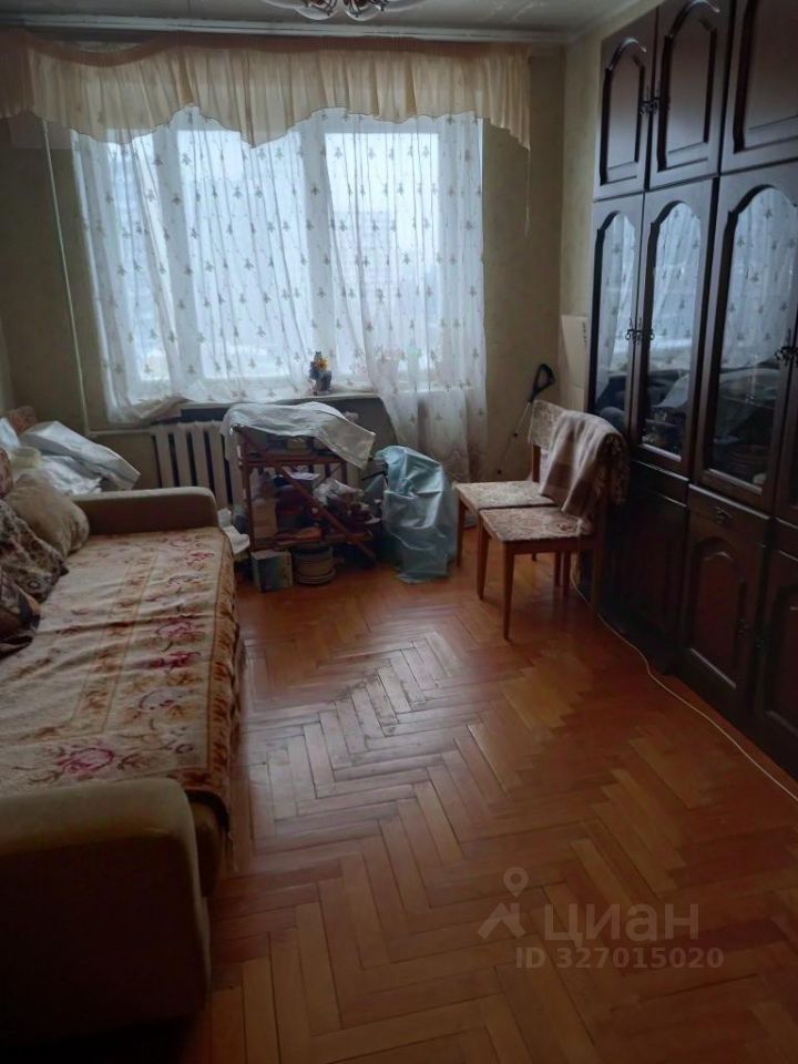 Продажа 2-комн квартиры на вторичном рынке Одинцово, Солнечная улица, 16
