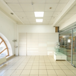 Аренда торгового помещения Думская,  д. 4